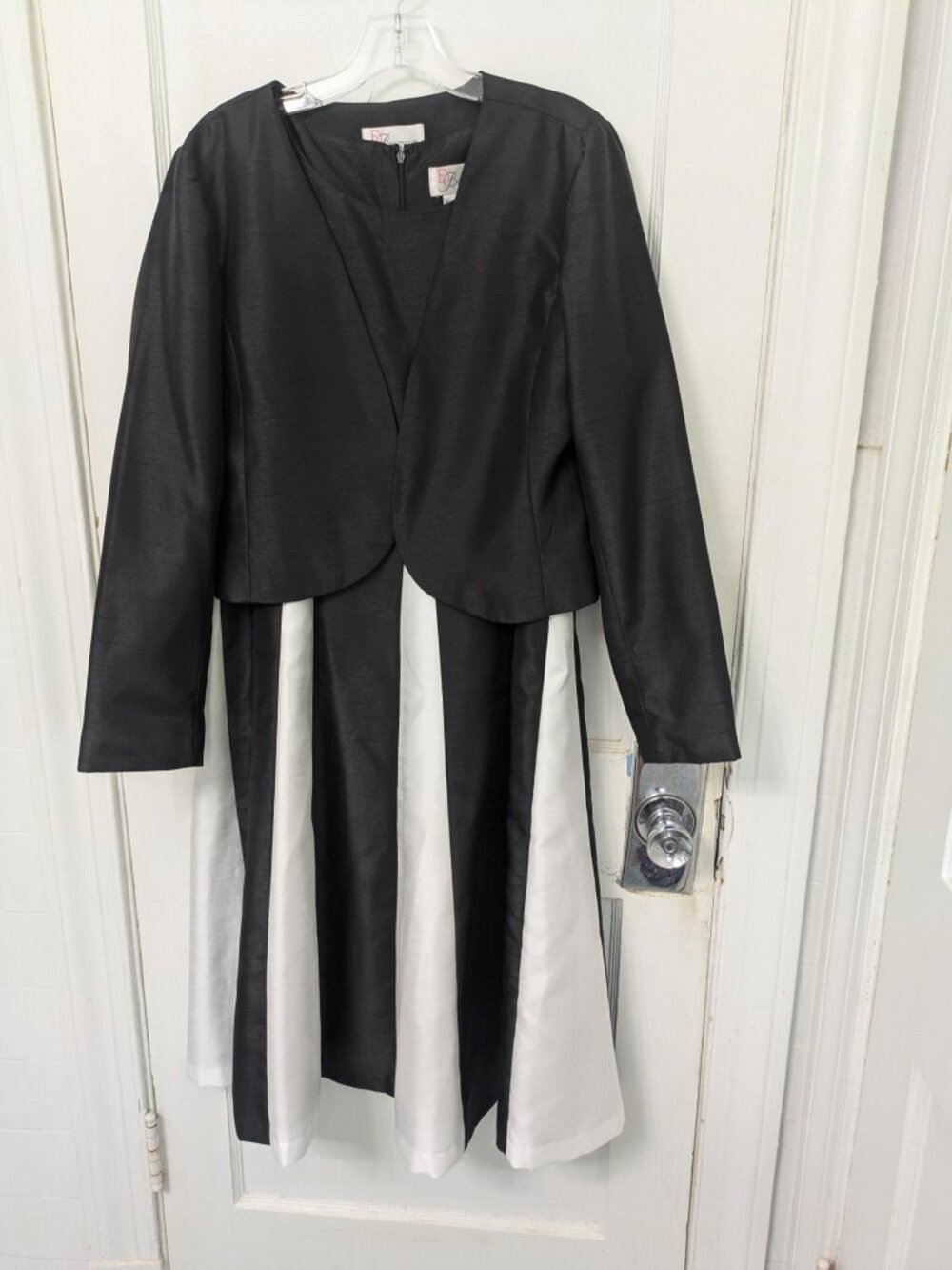 EY Boutique A-Line Dress & Jacket Set in Black/White - 10